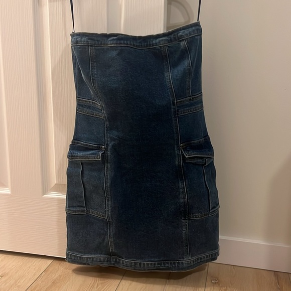 Fashion Nova Denim Strapless mini dress Size Small - Picture 2 of 3
